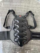 Ochraniacz motocyklowy na plecy, żółwik