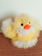 Kaczka kaczuszka puszysta maskotka przytulanka żółta 