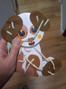 Piesek sznurowanka do sznurowania Trefl drewniany