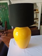 Lampa stołowa duza wys z kloszem 70 cm 