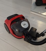 Odkurzacz bezworkowy beko 800 W używany czerwony 