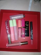 Zestaw produktów do ust 