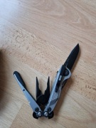 Nóż multitool SOG Flash MT czarno srebrny