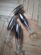 4 metaliczne kieliszki do szampana 