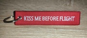 Zawieszka KISS ME BEFORE FLIGHT (jak Remove Before Flight / RBF) RED / HAFT