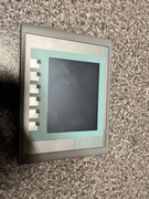 Panel Hmi Siemens 6AV6 647-0AD11-3AX0