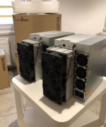 Antminer S19xp 141th Nowy