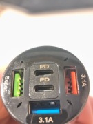 Ładowarka samochodowa 5x USB / USB-C – Szybkie ładowanie