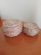 Pojemniki z trawy morskiej