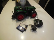 RC Dickie Fendt Favorit 926 duży traktor 40 cm zdalnie sterowany