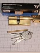 Wkładka patentowa z gałką 40g/30 mosiądz LOB