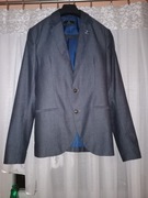 Marynarka męska z naszytymi na rękawach łatami