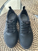 Czarne chłopięce buty Crocs, rozmiar J2 - EU 33