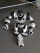 INTERAKTYWNY ROBOT GIGANT Zdalnie Sterowany 