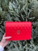 Nowa czerwona torebka 