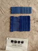 Komplet dwóch przedłużek biustonosza granatowe 4 haftki 2 haftki