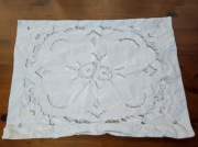 Ręcznie haftowana poszewka 50x36