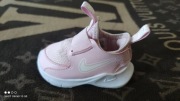 dzieciece buty NIKE roz. 18,5 HURTOWNIA BUTÓW UŻYWANYCH