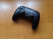 Sony DualSense Nocna Czerń analogi TMR Favor Union z nową baterią