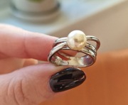 Srebrny pierścionek z perłą próba 925 rozmiar 15