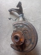 Prawa przednia zwrotnica A4,Passat b5 fl  8D0407258 AQ