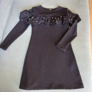 Sukienka rozmiar 134