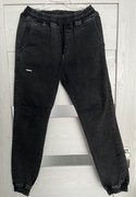 Joggery Diamante Wear M czarne jeans spodnie