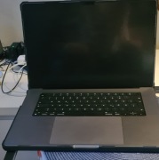 Macbook Pro M1 16/512 16-inch