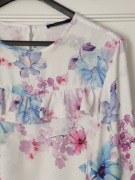 Bluzka w pastelowe kwiaty 42 XL Mohito 