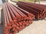 Słupek do siatki ogrodzeniowy w podkładzie fi 42  dł. - 2m 