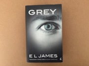 Grey - EL James / Książka