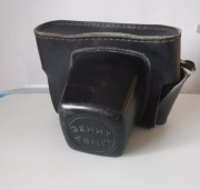 Stary pokrowiec na aparat Zenit ZOBACZ 