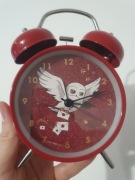 Zegar biurkowy Harry Potter alarm lampka LED bateria AA sowa Hogwart