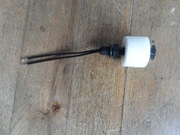 Kontraktronowy czujnik poziomu cieczy.