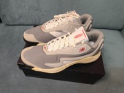 New Balance Kawhi 4 "Dad Shoe" – buty do koszykówki Rozmiar: 43 EU / 9,5 US