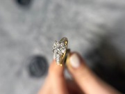 Pierścionek z białego i żółtego złota z brylantami 