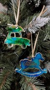 Ozdoba choinkowa 2szt zestaw konik i auto z żywicy 