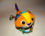 _Lamaze_ Fajna  kolorowa miękka zabawka kotek do wózka