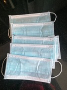 Maseczki jednorazowe 3 warstwowe  10 sztuk 