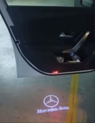 Mercedes projektory ledowe do drzwi