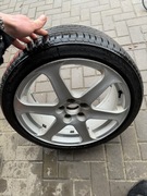 Kola do Mercedesa R18