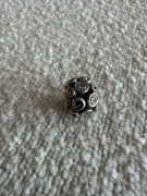 Pandora oryginalny charms białe esy floresy