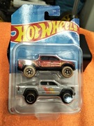 Hot wheels 2 pak Toyota nowy zestaw autek resortów 