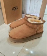 UGG Classic ultra mini