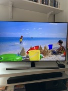 Samsung Seria 8 – 49 cali – Telewizor 4K HDR