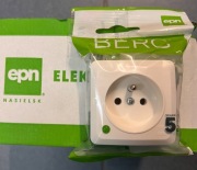 Gniazdo pojedyncze 2P+Z BERG Elektro-plast