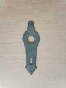 Stary mosiężny szyld do klamki Piękne okucie ozdobne do klamki vintage 