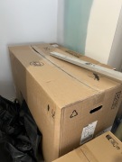 nowy okap kuchenny Electrolux LFV439K (czarny, skośny, 90 cm).