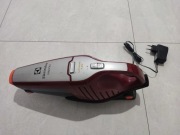Odkurzacz akumulatorowy Electrolux Rapido ZB6106