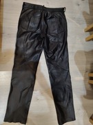 Skórzane spodnie marki UVEX